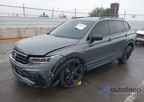 2023 Volkswagen Tiguan 2.0T Se R-Line Black из США, поврежденный, VIN 3VVCB7AX3PM132125